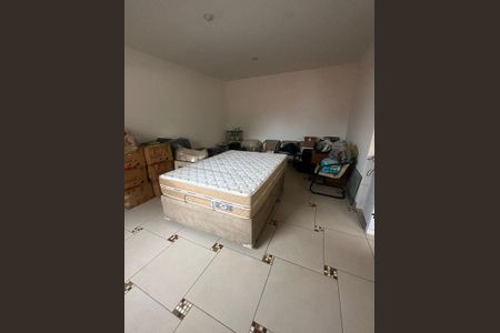 Casa à venda com 4 quartos, 214m² em Mirandópolis, São Paulo