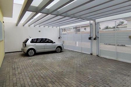 Casa à venda com 226m², 3 quartos e 4 vagas