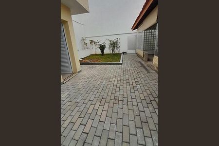 Casa à venda com 226m², 3 quartos e 4 vagas