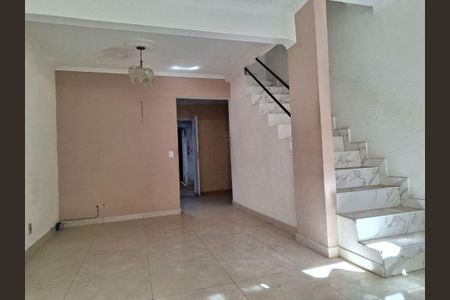 Casa à venda com 2 quartos, 93m² em Vila Nilo, São Paulo