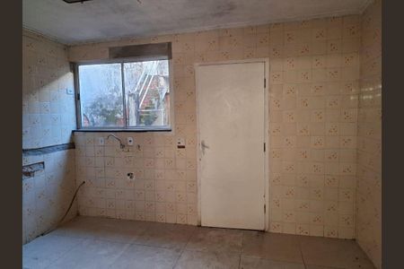 Casa à venda com 2 quartos, 93m² em Vila Nilo, São Paulo