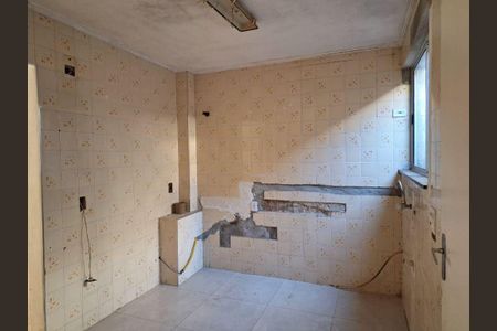 Casa à venda com 2 quartos, 93m² em Vila Nilo, São Paulo