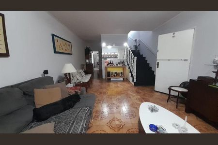 Casa à venda com 3 quartos, 188m² em São Judas, São Paulo