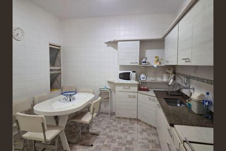 Casa à venda com 2 quartos, 103m² em Chácara Inglesa, São Paulo