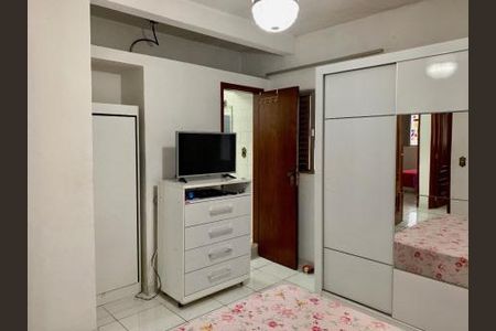 Casa à venda com 3 quartos, 173m² em Vila Moraes, São Paulo