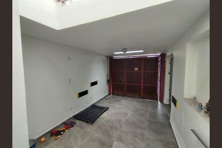Casa à venda com 173m², 3 quartos e 2 vagas
