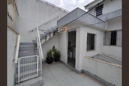 Casa à venda com 173m², 3 quartos e 2 vagas Casa à venda com 173m², 3 quartos e 2 vagasQuintal
