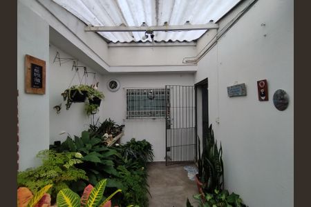 Casa à venda com 173m², 3 quartos e 2 vagas Casa à venda com 173m², 3 quartos e 2 vagasQuintal