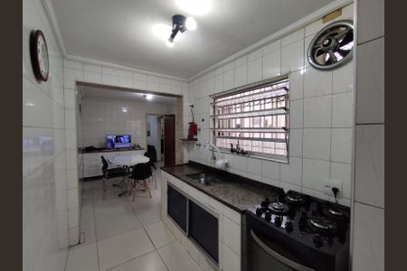 Casa à venda com 173m², 3 quartos e 2 vagasCozinha - Torneira