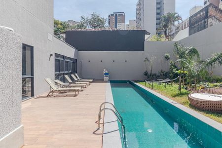 Apartamento à venda com 28m², 1 quarto e sem vagaÁrea comum - Piscina