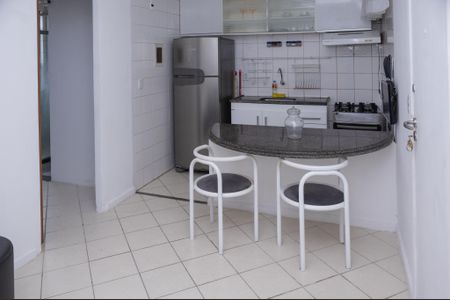 Sala de apartamento para alugar com 1 quarto, 39m² em Brotas, Salvador