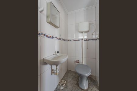 Banheiro de apartamento à venda com 1 quarto, 42m² em Jardim Dona Leopoldina, Porto Alegre