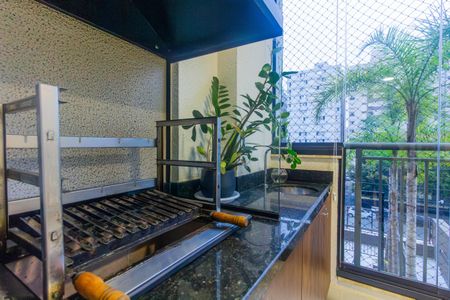 Apartamento à venda com 67m², 2 quartos e 1 vaga Apartamento à venda com 67m², 2 quartos e 1 vagaVaranda