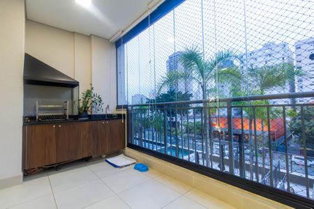 Apartamento à venda com 67m², 2 quartos e 1 vaga Apartamento à venda com 67m², 2 quartos e 1 vagaVaranda