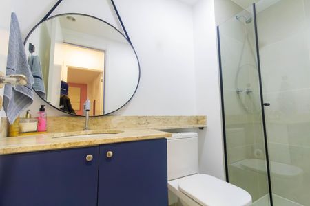 Apartamento à venda com 67m², 2 quartos e 1 vaga Apartamento à venda com 67m², 2 quartos e 1 vagaBanheiro 2