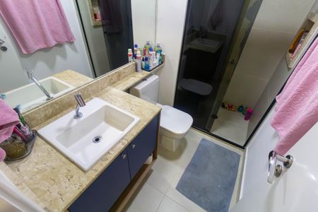 Apartamento à venda com 67m², 2 quartos e 1 vaga Apartamento à venda com 67m², 2 quartos e 1 vagaBanheiro 1