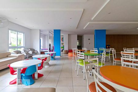 Apartamento para alugar com 80m², 2 quartos e 1 vagaÁrea comum - Salão de festas