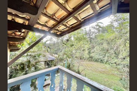 Varanda de casa de condomínio para alugar com 3 quartos, 440m² em Vila Real Moinho Velho, Embu das Artes