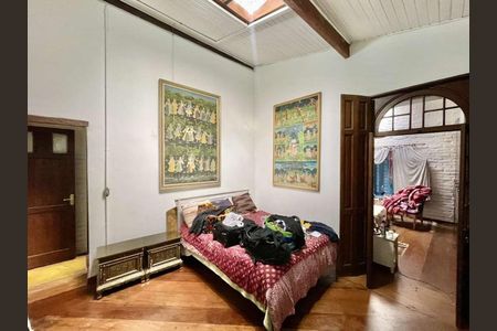 Quarto de casa de condomínio para alugar com 3 quartos, 440m² em Vila Real Moinho Velho, Embu das Artes