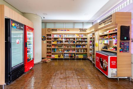 Apartamento para alugar com 69m², 3 quartos e 1 vagaMini Mercado