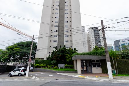 Apartamento para alugar com 69m², 3 quartos e 1 vagaFachada