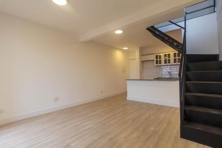 Sala de apartamento à venda com 3 quartos, 110m² em Jardim Textil, São Paulo