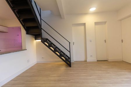 Sala de apartamento à venda com 3 quartos, 110m² em Jardim Textil, São Paulo