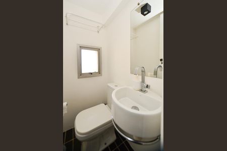 Lavabo de apartamento para alugar com 1 quarto, 54m² em Lourdes, Belo Horizonte