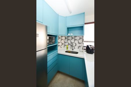 Cozinha de apartamento para alugar com 1 quarto, 54m² em Lourdes, Belo Horizonte