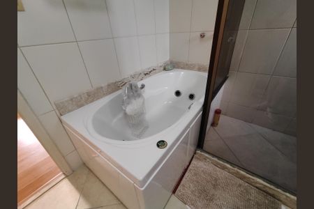 Apartamento à venda com 360m², 3 quartos e 1 vagaBanheiro da Suíte 3