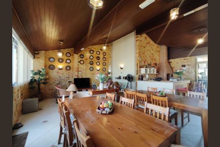 Apartamento à venda com 360m², 3 quartos e 1 vagaCobertura (Interna)