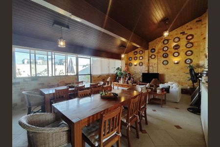 Apartamento à venda com 360m², 3 quartos e 1 vagaCobertura (Interna)