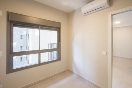 Quarto 1 de apartamento para alugar com 1 quarto, 42m² em Santo Amaro, São Paulo