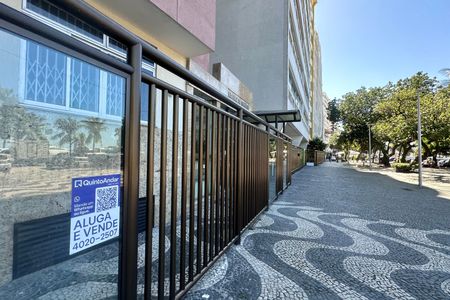 Apartamento à venda com 102m², 3 quartos e sem vaga Apartamento à venda com 102m², 3 quartos e sem vagaPlaquinha