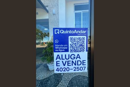 Apartamento à venda com 102m², 3 quartos e sem vaga Apartamento à venda com 102m², 3 quartos e sem vagaPlaquinha