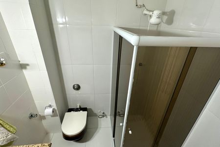 Apartamento à venda com 102m², 3 quartos e sem vaga Apartamento à venda com 102m², 3 quartos e sem vagaBanheiro 2