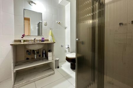 Apartamento à venda com 102m², 3 quartos e sem vaga Apartamento à venda com 102m², 3 quartos e sem vagaBanheiro 2