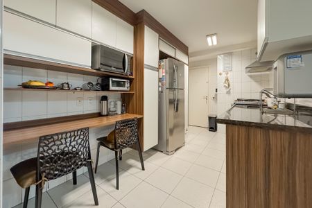 Apartamento à venda com 146m², 3 quartos e 2 vagasCozinha