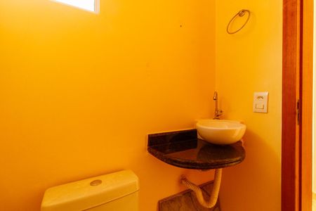 Casa à venda com 115m², 2 quartos e 4 vagas Casa à venda com 115m², 2 quartos e 4 vagasLavabo