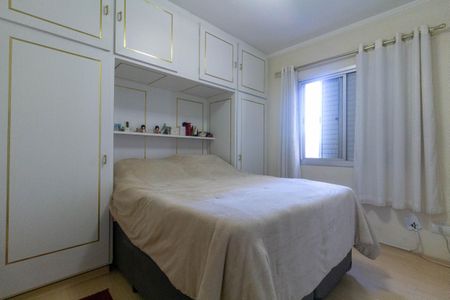 Apartamento à venda com 80m², 3 quartos e 1 vagaQuarto 2