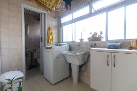 Apartamento à venda com 80m², 3 quartos e 1 vagaÁrea de Serviço