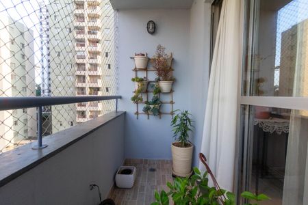 Varanda da Sala de apartamento à venda com 3 quartos, 80m² em Vila Carrão, São Paulo