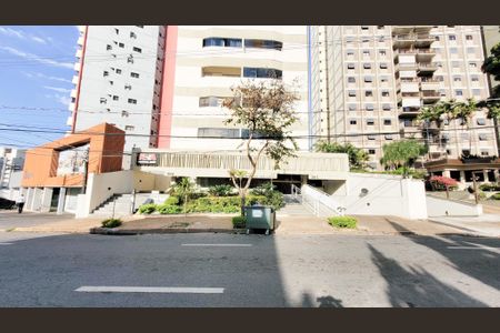 Apartamento à venda com 90m², 2 quartos e 1 vagaFachada