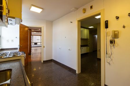 Apartamento à venda com 217m², 3 quartos e 3 vagasCozinha