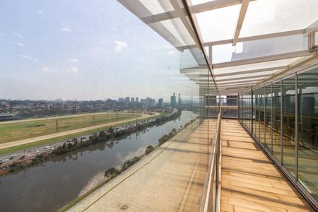 Apartamento à venda com 217m², 3 quartos e 3 vagasÁrea comum - Salão de festas 2