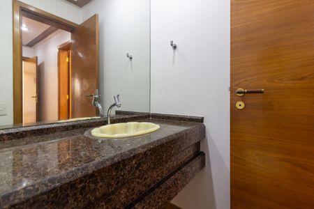 Apartamento à venda com 217m², 3 quartos e 3 vagasLavabo