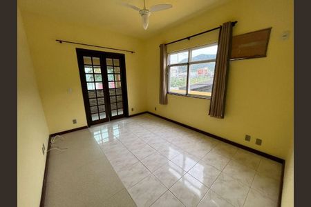 Casa à venda com 3 quartos, 280m² em Itaipu, Niterói