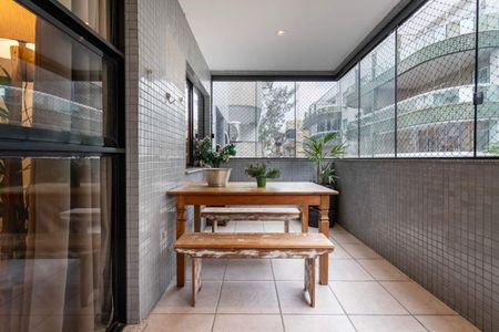 Apartamento à venda com 81m², 3 quartos e 1 vaga