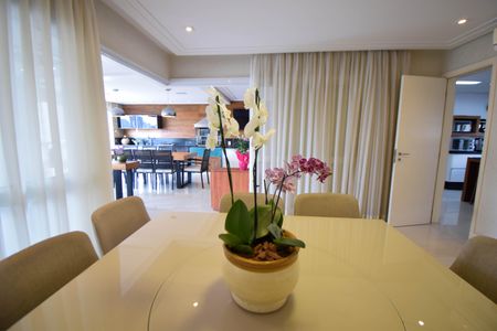 Apartamento à venda com 242m², 4 quartos e 4 vagasSala de Jantar