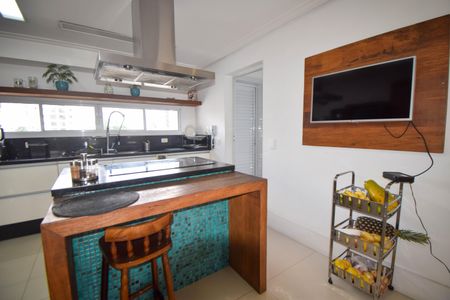 Apartamento à venda com 242m², 4 quartos e 4 vagasCozinha